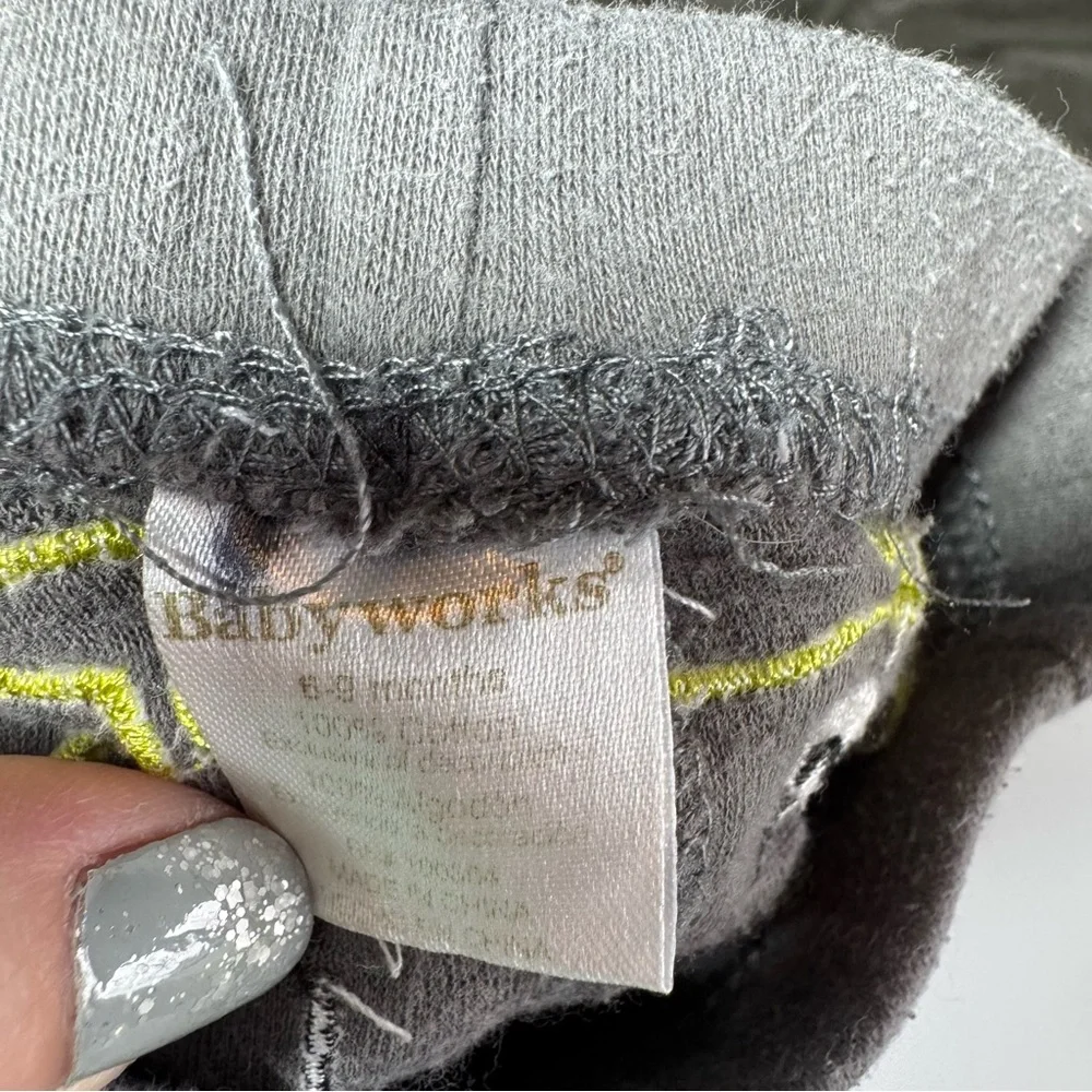 Baby Boy Pants Size 6-9 Months Yellow Gray Lion Elephants Alien Carter’s Fall - Picture 9 of 13